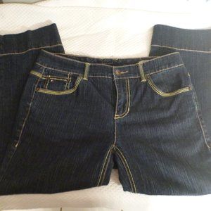 Tommy Hilfiger Denim Capris, Like New, Size 6‎